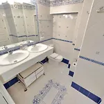 Skol 508 West Facing Duplex With Amazing Sea Views