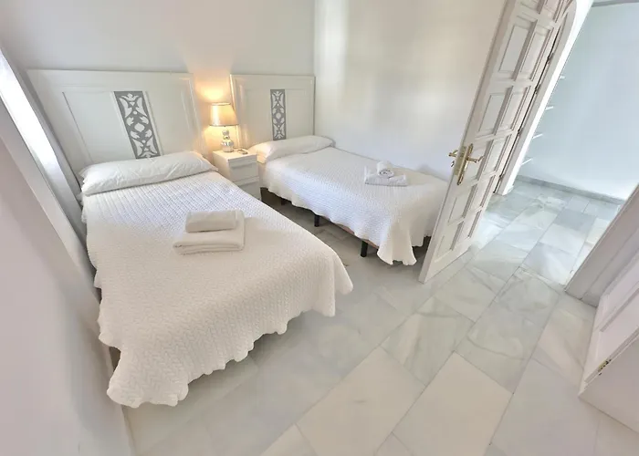 Skol 508 West Facing Duplex With Amazing Sea Views شقة ماربيا