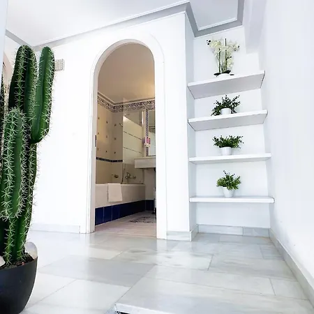 Skol 508 West Facing Duplex With Amazing Sea Views *