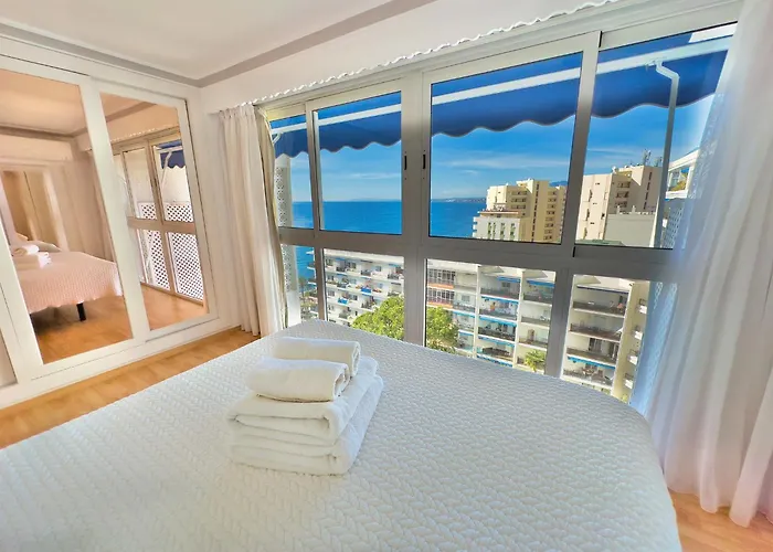 Skol 508 West Facing Duplex With Amazing Sea Views アパート