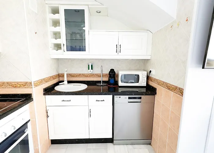 Skol 508 West Facing Duplex With Amazing Sea Views アパート マルベーリャ