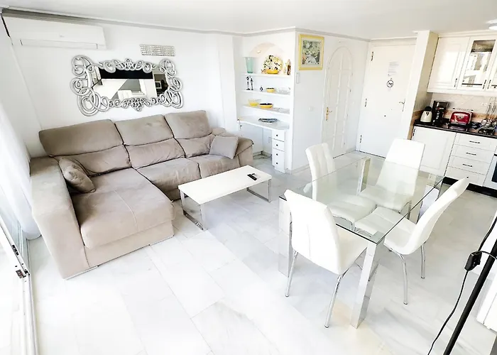 Skol 508 West Facing Duplex With Amazing Sea Views Marbella